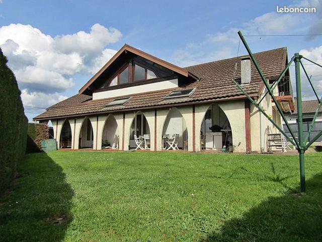 Maison 8 pièces 178 m²