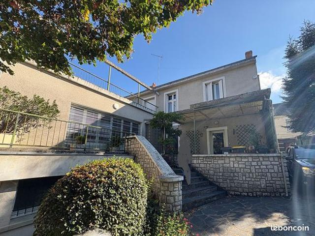 Maison 8 pièces 178 m²