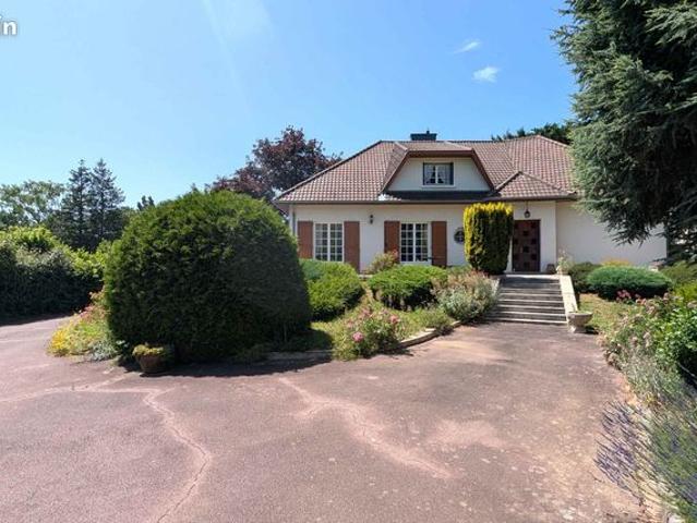 Maison 8 pièces 178 m²