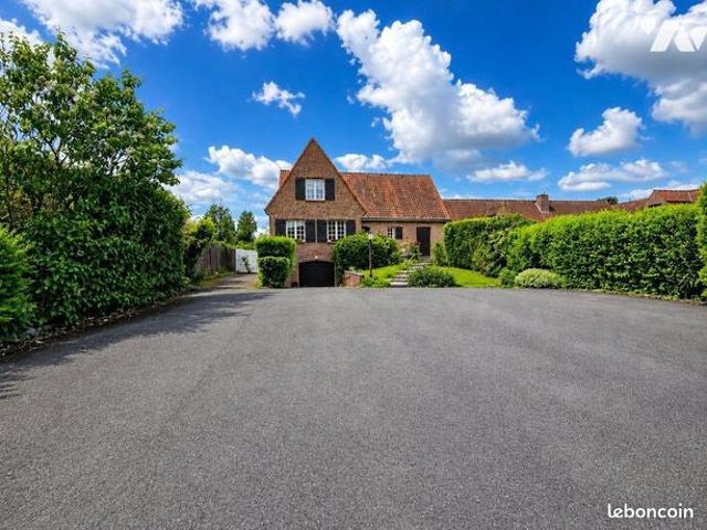 Maison 8 pièces 178 m²