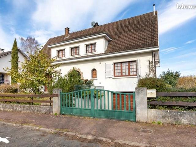 Maison 8 pièces 178 m²