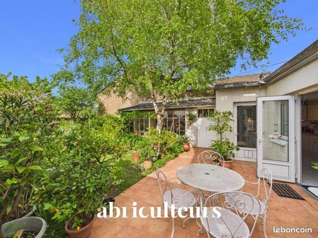 Maison 8 pièces 178 m²