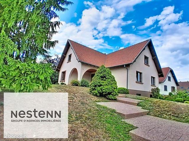 Maison 8 pièces 179 m²