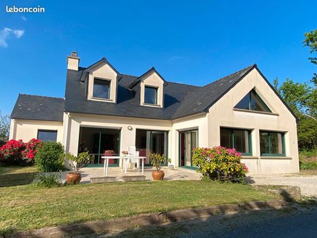 Maison 8 pièces 179 m²