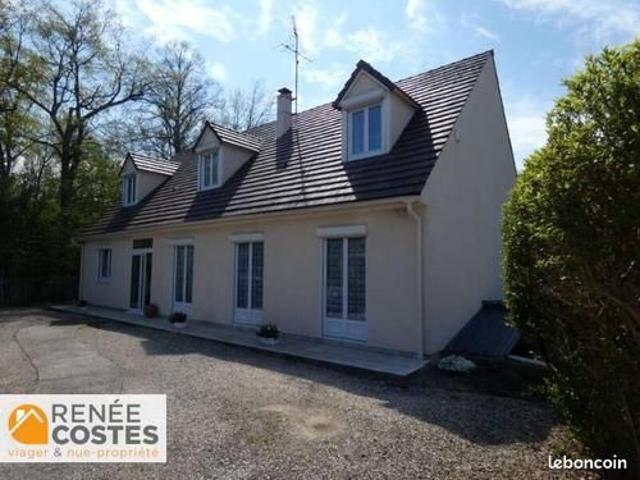 Maison 8 pièces 179 m²