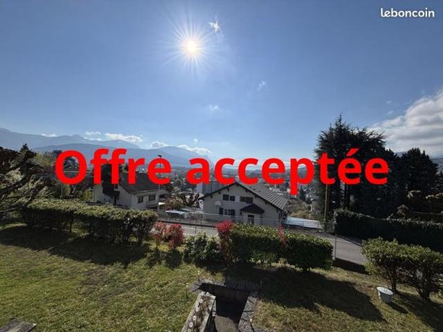 Maison 8 pièces 179 m²