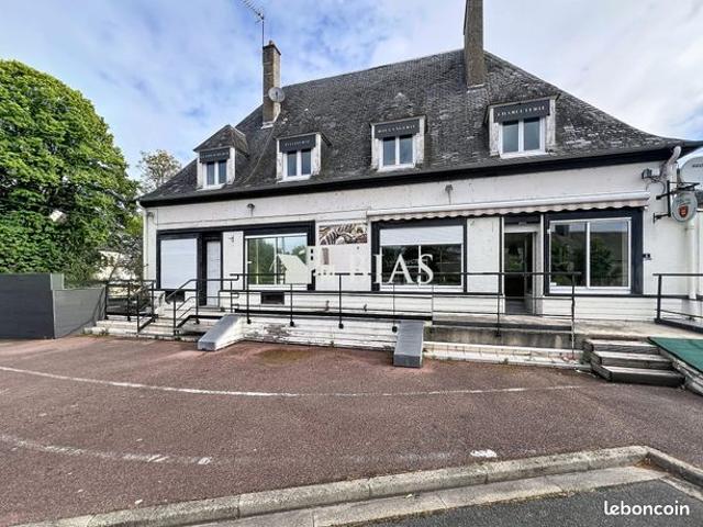 Maison 8 pièces 179 m²