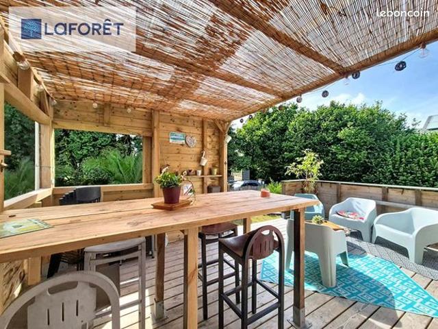 Maison 8 pièces 179 m²