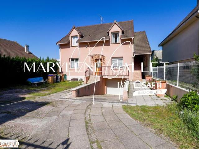 Maison 8 pièces 179 m²
