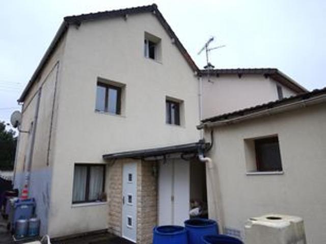 Maison 8 pièces 179 m²