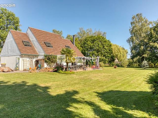 Maison 8 pièces 179 m²
