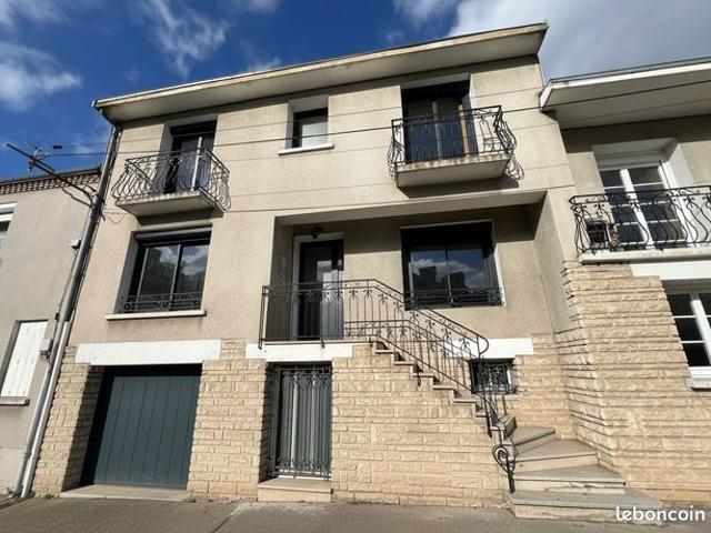 Maison 8 pièces 179 m²