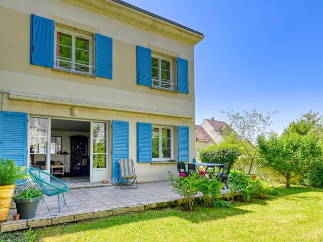 Maison 8 pièces 179 m²