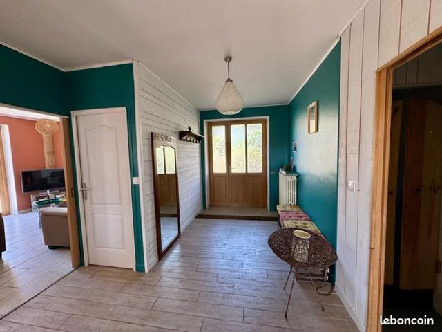 Maison 8 pièces 170 m²