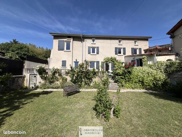 Maison 8 pièces 170 m²