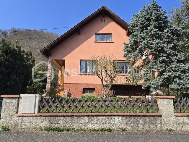 Maison 8 pièces 170 m²