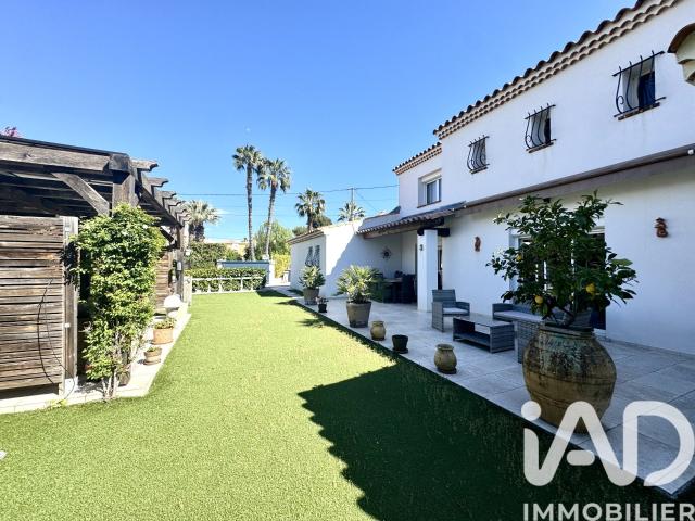 Maison 8 pièces 170 m²