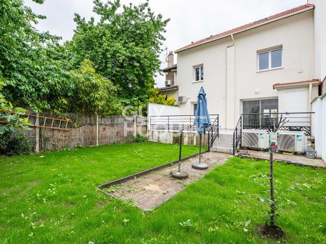 Maison 8 pièces 170 m²