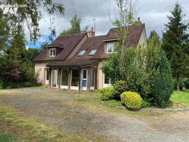 Maison 8 pièces 170 m²