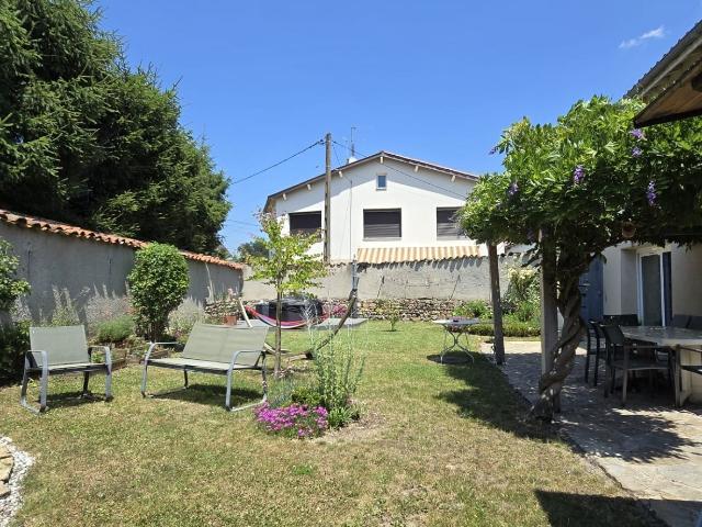 Maison 8 pièces 170 m²