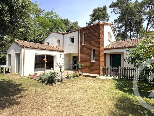 Maison 8 pièces 170 m²