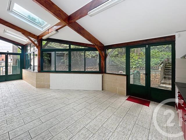 Maison 8 pièces 170 m²