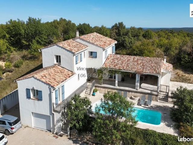 Maison 8 pièces 170 m²