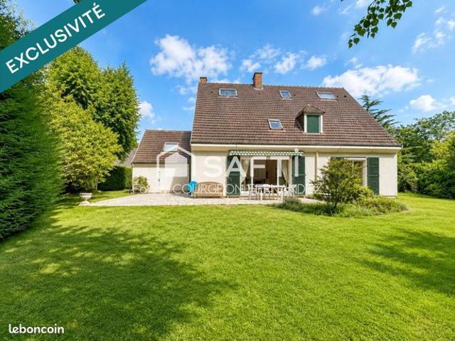 Maison 8 pièces 170 m²