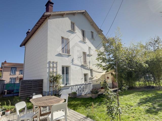 Maison 8 pièces 170 m²
