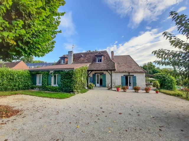 Maison 8 pièces 170 m²