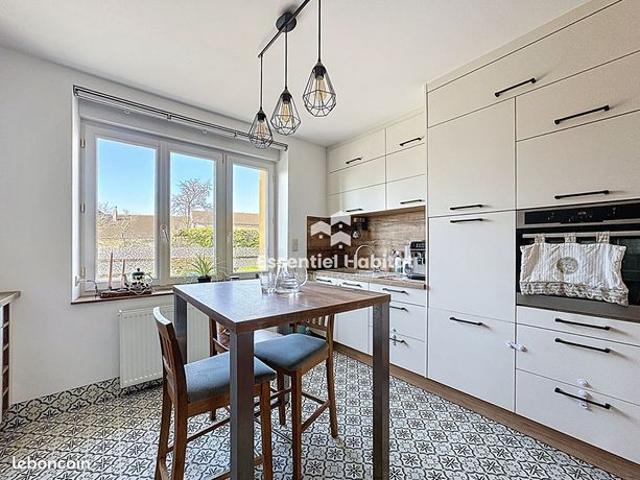 Maison 8 pièces 170 m²