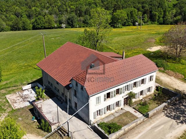 Maison 8 pièces 170 m²