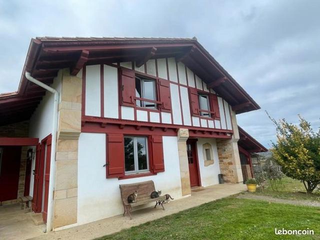 Maison 8 pièces 170 m²