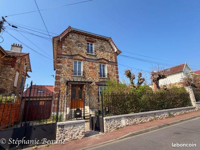 Maison 8 pièces 170 m²