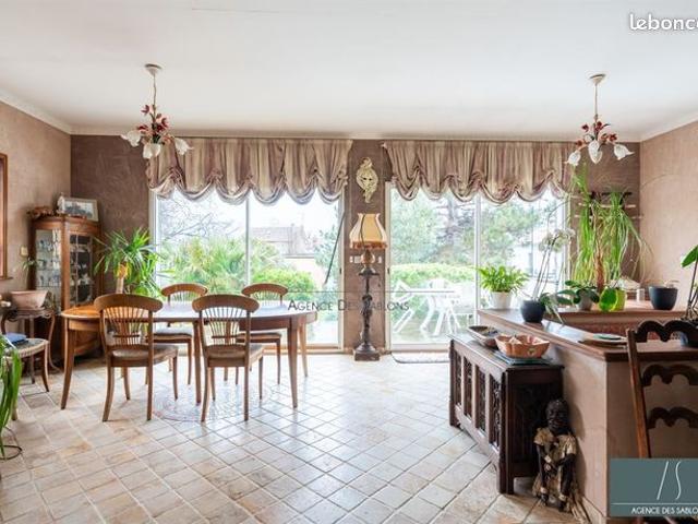 Maison 8 pièces 170 m²