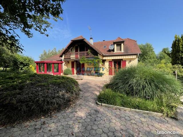 Maison 8 pièces 170 m²