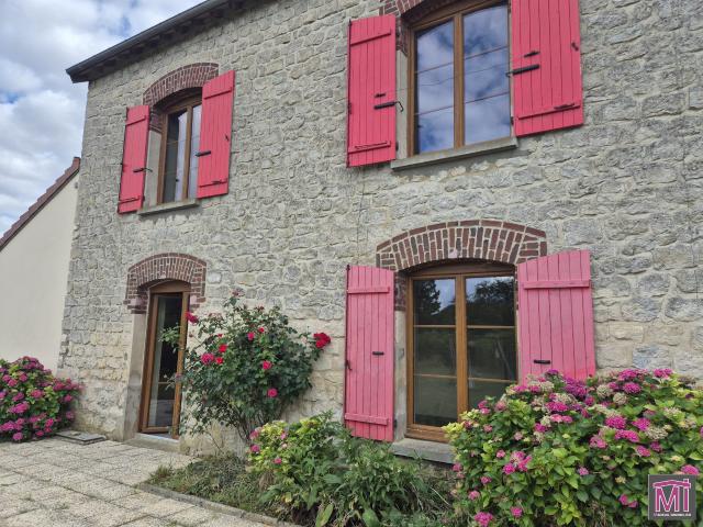 Maison 8 pièces 170 m²