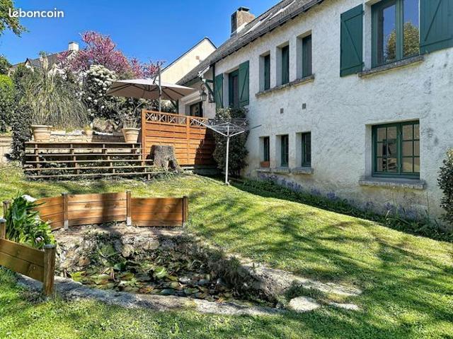 Maison 8 pièces 170 m²