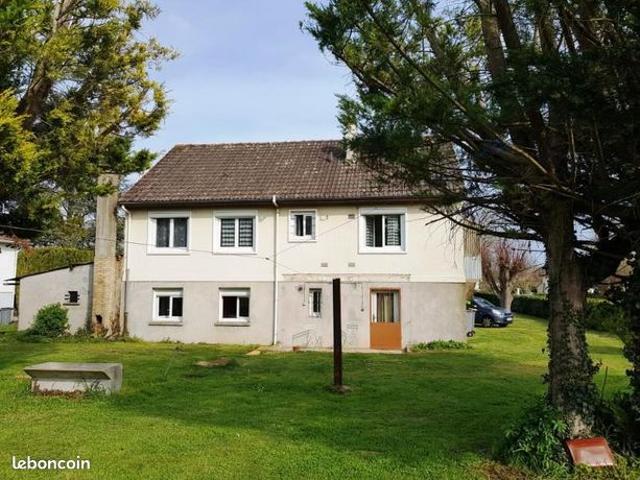 Maison 8 pièces 170 m²