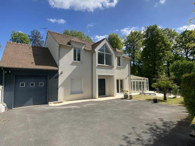 Maison 8 pièces 170 m²