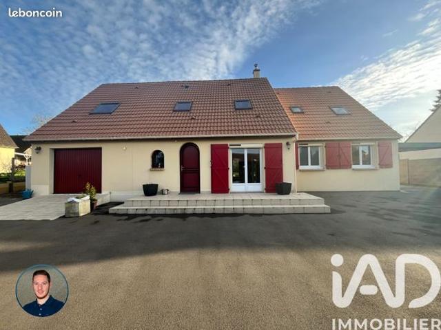 Maison 8 pièces 170 m²