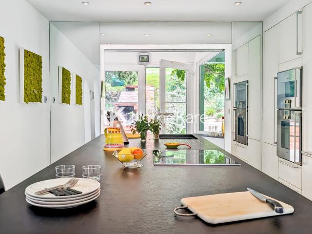 Maison 8 pièces 170 m²