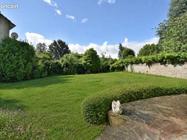 Maison 8 pièces 170 m²