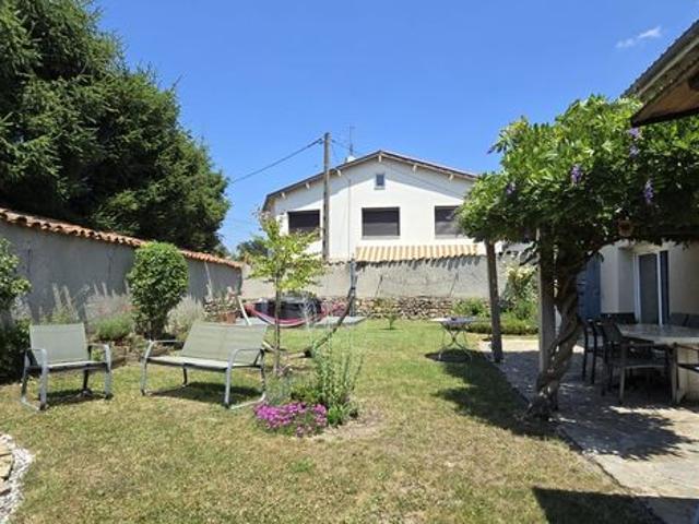 Maison 8 pièces 170 m²