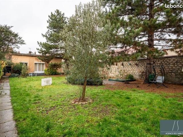Maison 8 pièces 170 m²