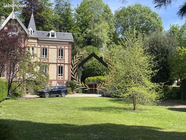 Maison 8 pièces 170 m²