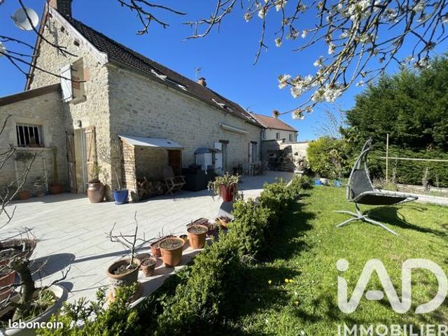 Maison 8 pièces 170 m²