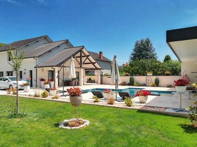 Maison 8 pièces 170 m²