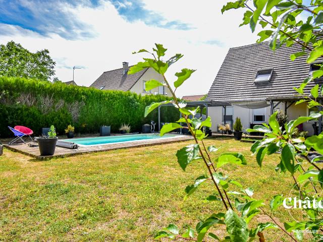 Maison 8 pièces 170 m²