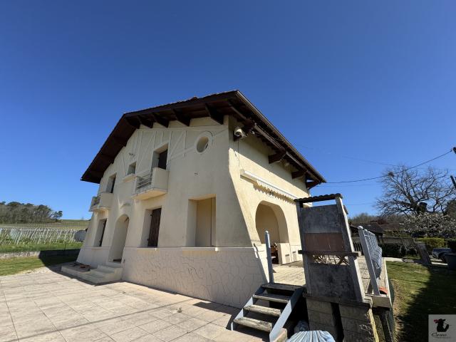 Maison 8 pièces 170 m²
